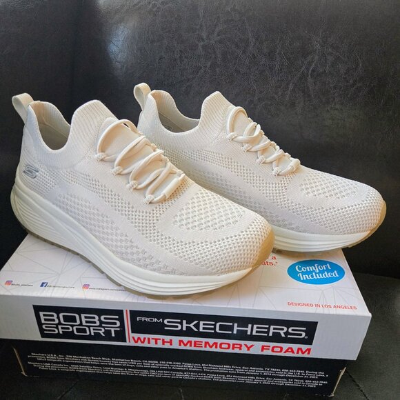 Skechers Women Size 6.5 BOBS Sneakers in White, BNIB - Picture 2 of 4
